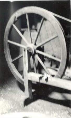 Spulrad aus Sabrodt : Hausrat - Hausarbeit. Ort: Zabrod / Sabrodt. Spulrad (sukawko)
