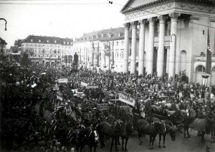 Nationalsozialismus - Kundgebungen, Feiern, Festtage. Erntedankfest in Karlsruhe