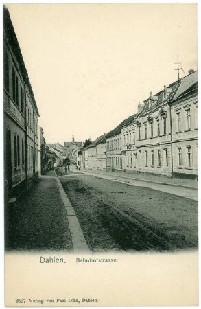 Bahnhofstraße. Blick nach Norden zum Rathaus