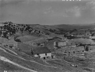 Steilrand in Burgos : Blick vom Castillo in Burgos auf einen Steilrand nahe der Stadt