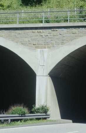 Tunnel "Im großen Busch"