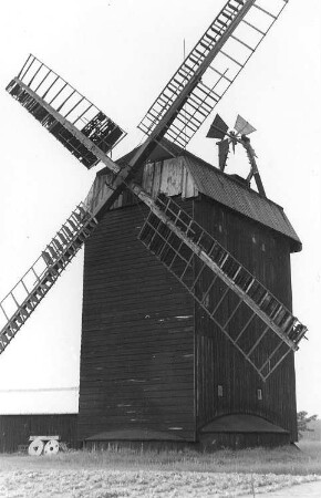 Michendorf-Langerwisch. Paltrockmühle (1839 als Bockmühle erbaut, 1930 umgesetzt und Umbau)