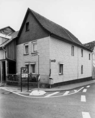 Hofheim am Taunus, Alt Langenhain 1