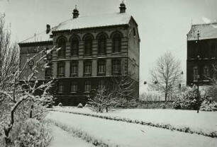Güstrow, Wall. John-Brinckman-Schule (1906)