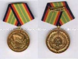 Medaille für treue Dienste in den Grenztruppen der DDR in Gold