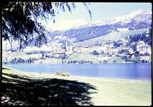 St. Moritz: St. Moritz mit See, Vordergrund Lärche