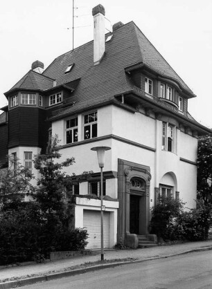 Haus Sutter; Darmstadt, Olbrichweg 19