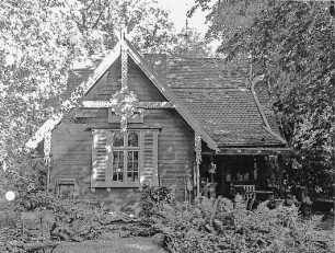 Eltville, Steinheimer Straße 16, Steinheimer Straße 18, Am Sonnenglück 3, Am Sonnenglück 1