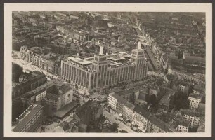 Ansichtskarte Karstadt-Gebäude aus der Vogelperspektive, Hermannplatz [4/4]