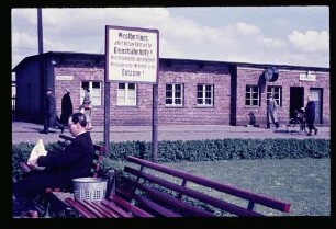 Am Bhf. Marienfelde 20.4.57.
