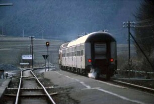 Fridingen Lok 215 092 E UL-FR Bnb-Wagen