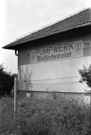 Abriss des alten Pumpwerks Wolfartsweier