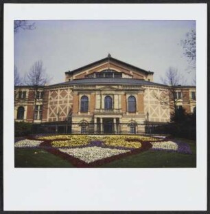 Bayreuther Festspielhaus auf dem Grünen Hügel