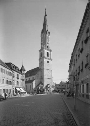 Stadtpfarrkirche Sankt Johannes der Täufer