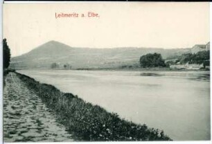 Leitmeritz. Blick über die Elbe zur Radebeule (Radobýl, 399 m)