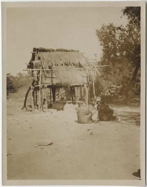 Corn shed of the Chané