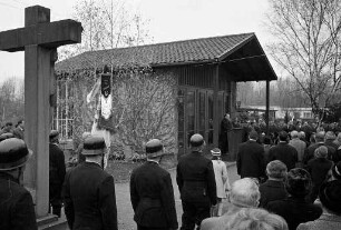 Gedenkfeier zum Volkstrauertag auf dem Friedhof Daxlanden.