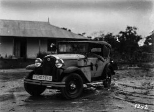 Aufnahme eines Wagens : Ein Wagen der Schomburgk-Expedition in Dilolo.