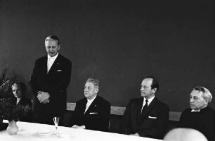 Freiburg: Regierungspräsidium; Anton Dichtel 60 Jahre; Ansprache: Ministerpräsident Kiesinger