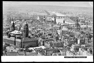 Dresden, Altstadt mit Neuem Rathaus und Frauenkirche, Luftbild