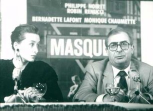 IFF 1987. Anne Brochet und Claude Chabrol. Masken.