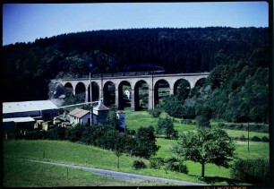 Friedrichsdorf: Bahnviadukt im Ittertal bei Friedrichsdorf