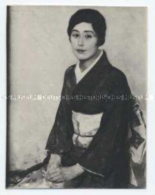 Porträt einer Japanerin im Kimono