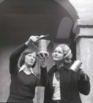 Frauen im Museum