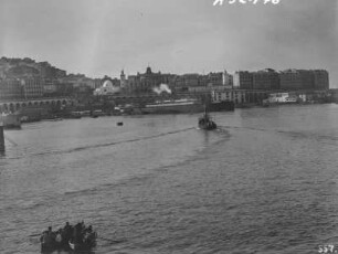 Der Hafen von Algier : Blick vom Schiff in den Hafen von Algier