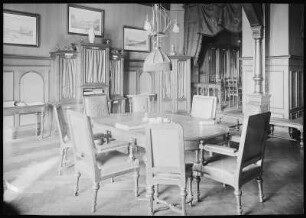 Dresden. Offizierskasino des Schützen-Regiments