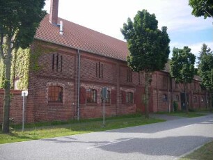 Staffelde, Kremmen, Nauener Chaussee 17 & 18 & 19