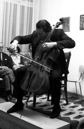 Freiburg: Rumäniches Institut; Konzert, Solist