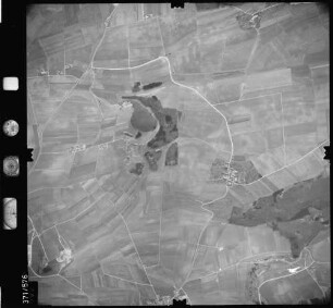 Luftbild: Film 35 Bildnr. 222