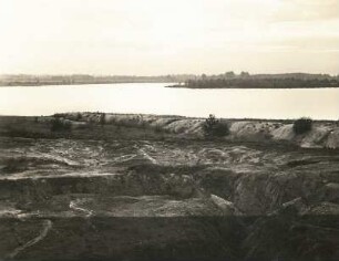 Oberlausitzer Niederung. Ersoffene Braunkohlengrube Olba bei Kleinsaubernitz (heute: Olbasee)