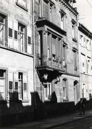Privatgebäude, Straßen und Plätze in Karlsruhe. Durlacher Straße
