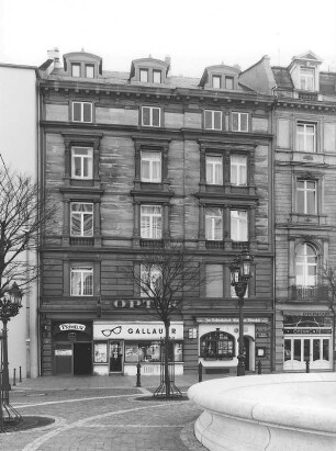Mietshaus; Frankfurt, Opernplatz 12