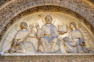 Frankreich. Poitou Charentes. Charente. Angouleme. Cathedrale Saint Pierre. Tympanon