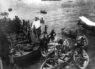 Aden: Raritätenverkäufer kommen an Bord