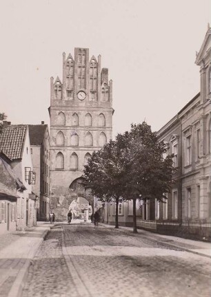 Bartenstein (Bartoszyce), Heilsberger Tor, Stadtseite