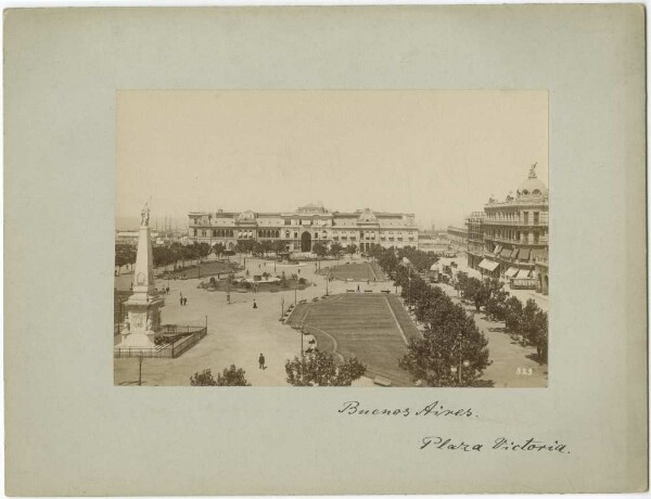 Plaza Victoria. Buenos Aires