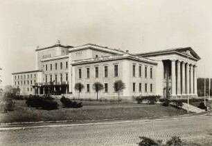 Kulturpalast der SDAG Wismut : Chemnitz-Rabenstein, Kulturpalast der SDAG Wismut, Unritzstraße 40. Seitenansicht