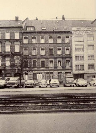 Altstadt, Dörfle. Kapellenstraße 64 - 60