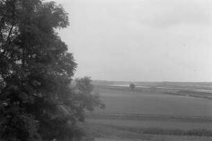 Flusslandschaft : Fluss in einer Ebene.