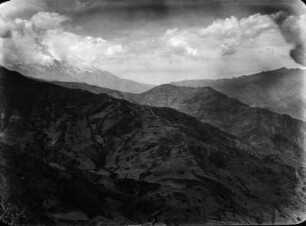Tintilaya bei Sorata mit Illampú : Berglandschaft