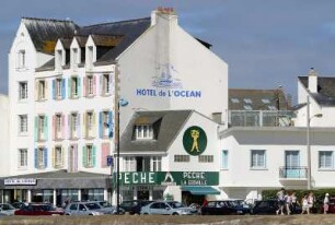 Frankreich. Bretagne. Morbihan. Quiberon. Stadt. Am Quai