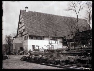 Bauernhaus mit angebautem Backofen