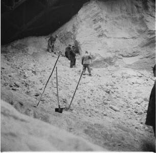 Sondershausen. Kalibergwerk, Kammerbau. Bergleute vor Ort