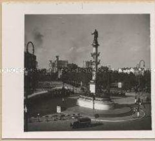 Wien, Praterstern mit dem Wilhelm-Freiherr-von-Tegetthoff-Denkmal
