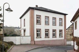 Ev. Pfarrhaus; Grävenwiesbach, Schulstraße 14