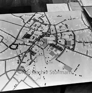 Stadtmitte: Umgestaltung: erster Entwurf: Bebauungsmodell